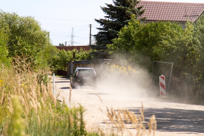 Gyventojai dūsta nuo dulkių, bet miestui tai – nė motais?