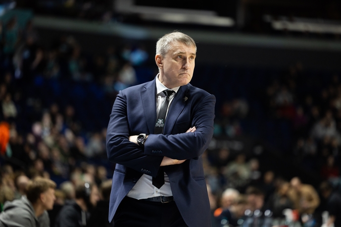 „Wolves“ išsiskyrė su treneriu K. Kemzūra