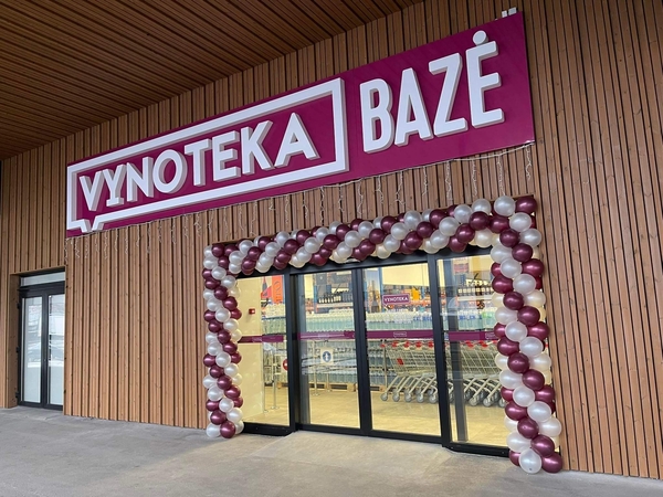Naujoje „Vynoteka Bazėje“ – originalūs šventiniai pasiūlymai