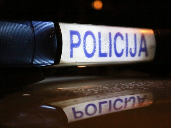 Šakių rajone ant kelio rastas, įtariama, partrenkto vyro kūnas
