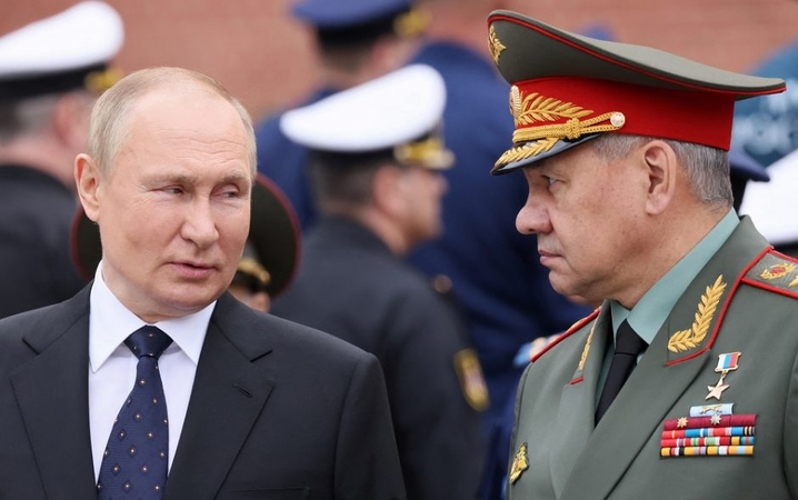 S. Šoigu įsakė suintensyvinti karo veiksmus Ukrainoje