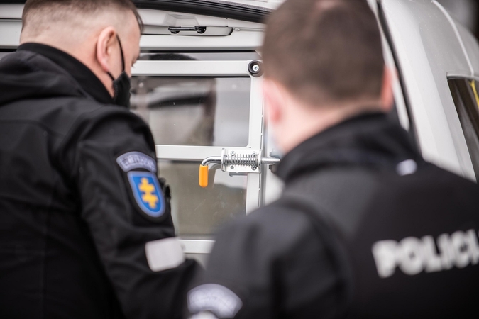 Kauno pareigūnams įkliuvo vagių gauja: gresia ilgi metai nelaisvės
