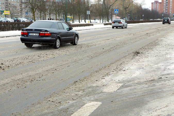Lietuvos keliai provėžoti, vietomis slidūs