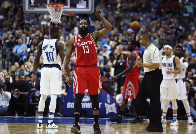 J. Hardeno vedama „Rockets“ laimėjo emocingą mačą Dalase