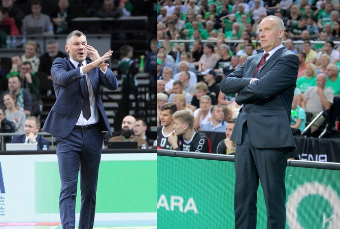 Šarūnas Jasikevičius ir Rimas Kurtinaitis.