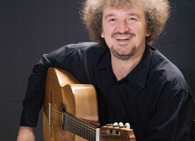 Gitaristas Z.Dukićius atliks tikrai karštų ir temperamentingų pasaulio kraštų autorių muziką.