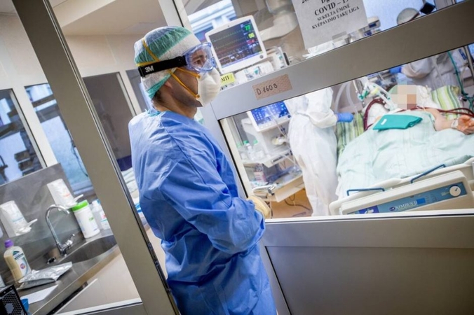 Mirtingumas nuo gripo – kone didžiausias per dešimtmetį: vaistinėse jau pritrūko vaistų