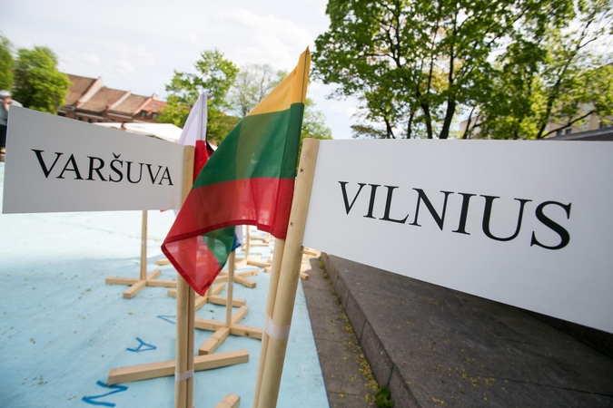 Politologas apie santykius su Lenkija: šaltoji taika