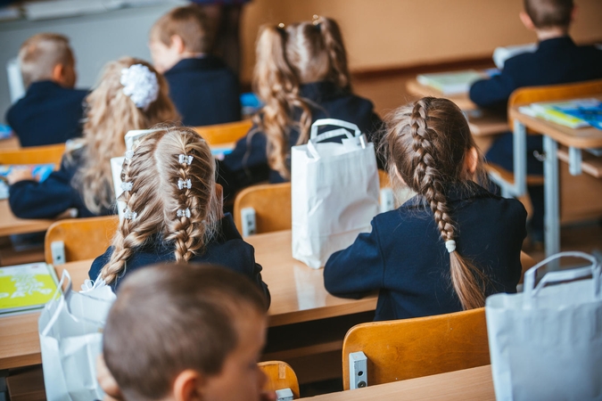 Ilgamečiai mokyklų vadovai bus pakeisti iki 2021 metų?