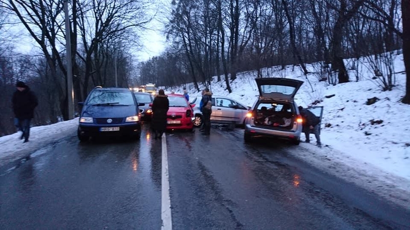 Avarijos Kaune paralyžiavo eismą