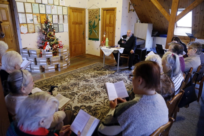 Labdaros organizacija sukvietė garbaus amžiaus klaipėdiečius