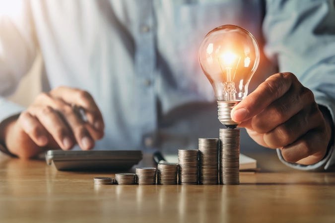 „Perlui Energijai“ stabdant fiksuotus planus, kiti tiekėjai jų nekeičia, rengia pasiūlymus