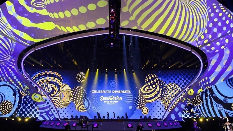 Įdomūs „Eurovizijos“ faktai: šimtai kilometrų kabelio ir tonos įrangos