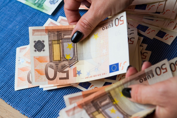 Vagilės iš senolės namų nugvelbė 14 tūkst. eurų
