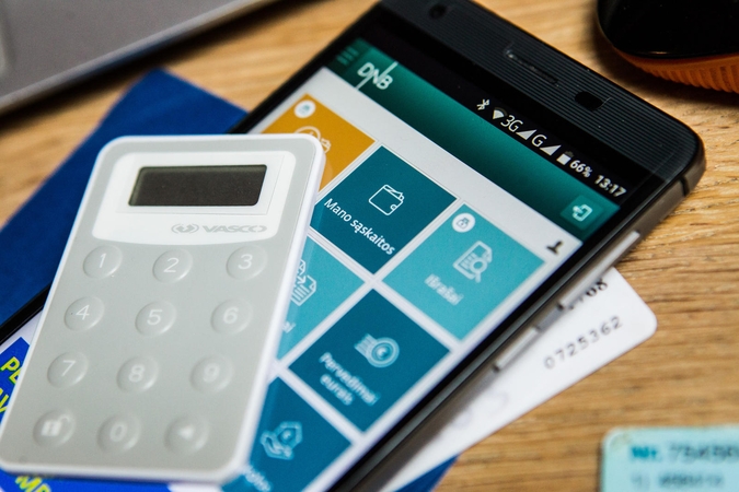 SEB ir "Swedbank" sukūrė bendrą klientų identifikavimo sistemą