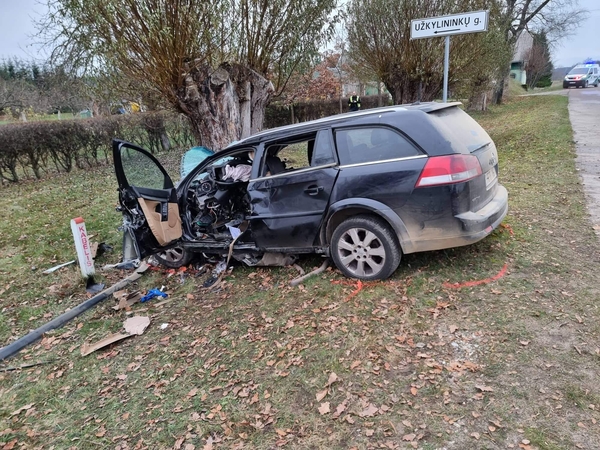 Skaudi nelaimė: Kretingos rajone avarijoje žuvo du žmonės