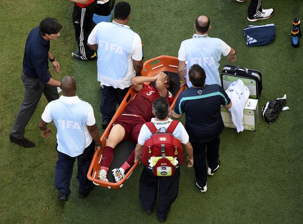 Traumą patyręs portugalas F. Coentrao: pasaulio čempionatas man baigtas