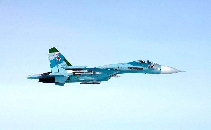 Pentagonas rusų naikintuvo Su-27 skrydį pavadino nesaugiu
