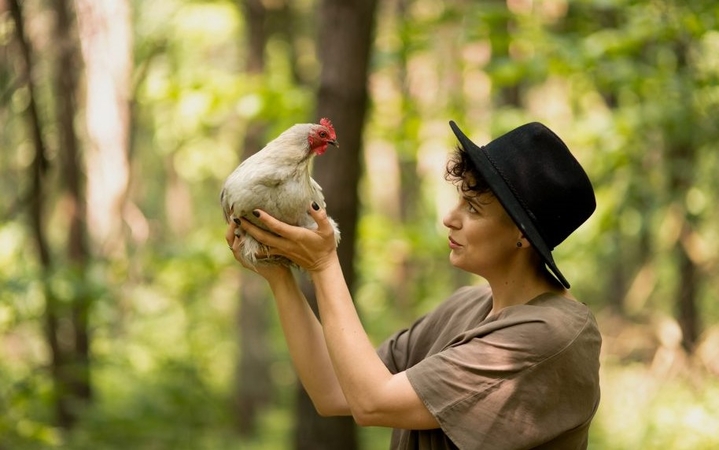 Pokytis: susilaukusi trečiosios dukters, A. Galvanauskė nusprendė palikti samdomą darbą ir pasinėrė į gyvenimą kaime
