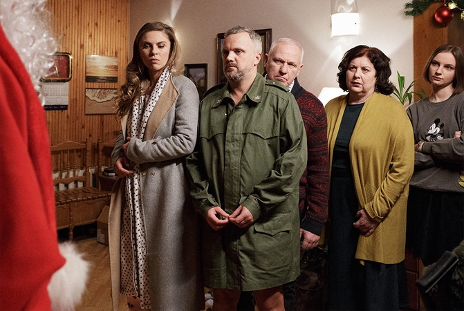 Santūrusis Snobo kino kūrėjas debiutuoja komedijoje   