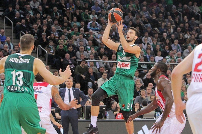 "Žalgiris" svečiuose neatsilaikė prieš "Olympiakos" krepšininkus