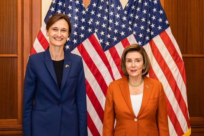 Viktorija Čmilytė-Nielsen ir Nancy Pelosi