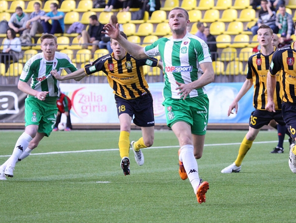 "Žalgirio" futbolininkai iškopė į LFF taurės finalą