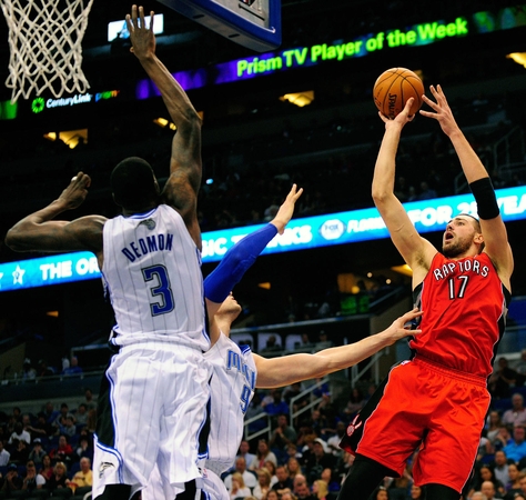 J.Valančiūno indėlis į "Raptors" krepšininkų pergalę - 20 taškų