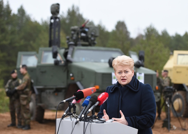 Prezidentė: Lietuva pasirengusi neprognozuojamų kaimynų diktuojamiems iššūkiams