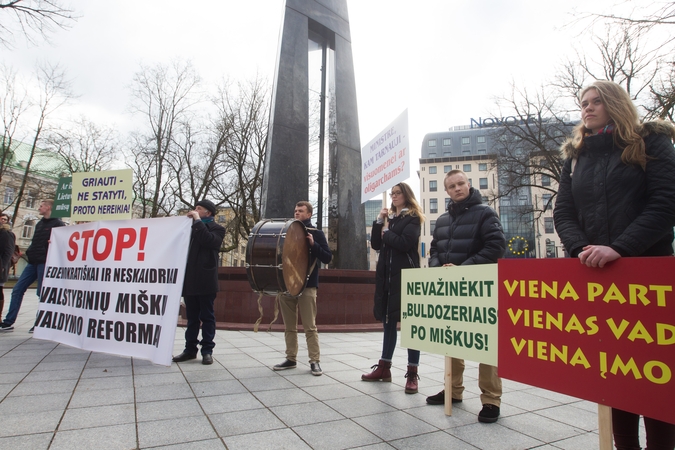 Nepaisydama protestų Vyriausybė pritarė urėdijų pertvarkai
