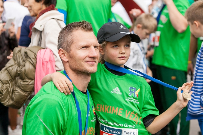 Maratone R. Kaukėno komandos surinktos lėšos – sunkiai sergantiems vaikams 
