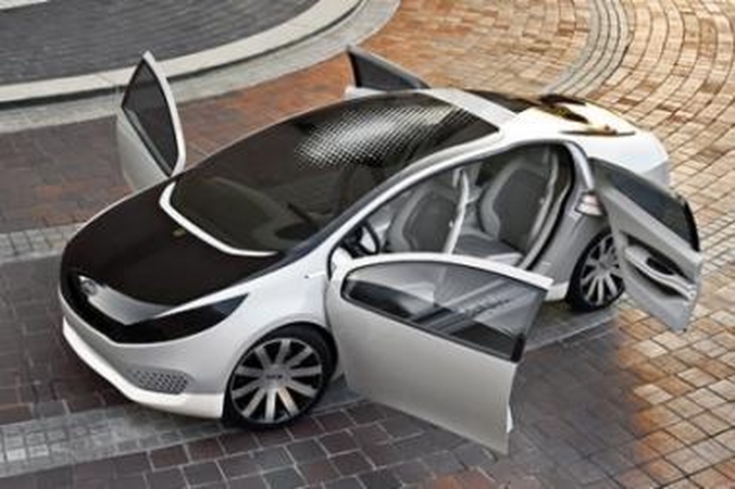 „Kia Ray“ – konkurentas „Toyotai Prius“