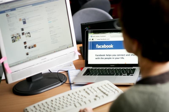 Kuo daugiau draugų „Facebook“, tuo daugiau streso