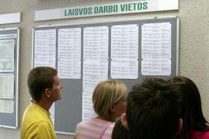 Karo prievolės administravimo reforma be darbo paliks daugiau kaip 100 žmonių 