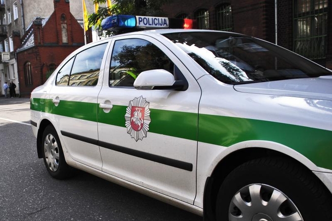 llgąjį savaitgalį dirbs policijos pareigūnus kontroliuojanti grupė