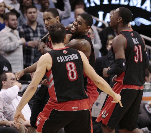 D. DeRozano metimas aidint sirenai išplėšė „Raptors“ pergalę