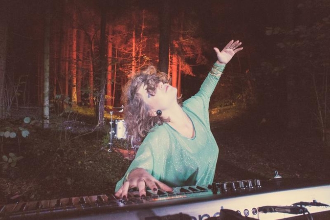 „Shamanna Bug“: filmuodamos vaizdo klipą jautėmės lyg šamanės (foto)