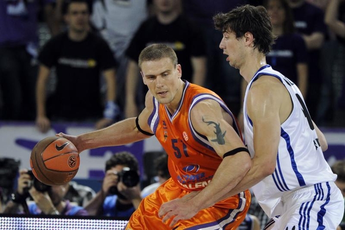 R.Javtoką vilioja "Chimki", "Unics" ir "Žalgiris"
