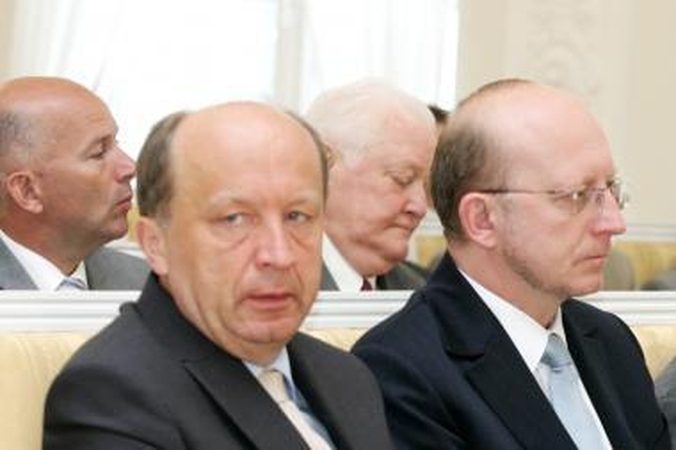 A.Valinskas priėmė premjero atsiprašymą dėl D.Kreivio pažymos (papildyta 14.55 val.)
