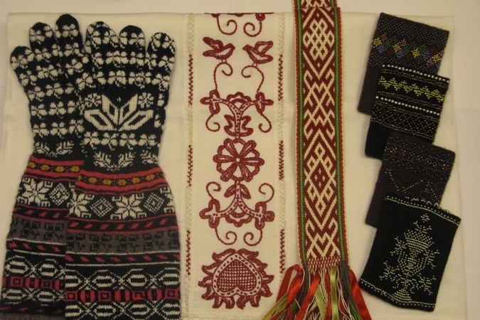 Etnokultūros centre – tradicijos įkvėptų rankdarbių paroda