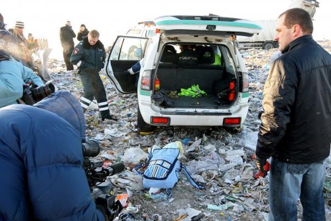 Pareigūnai nustatė sąvartyne rastos mergaitės motiną