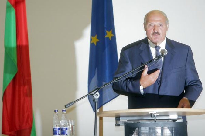 A.Lukašenka skelbiasi neturintis nei akcijų, nei nekilnojamojo turto