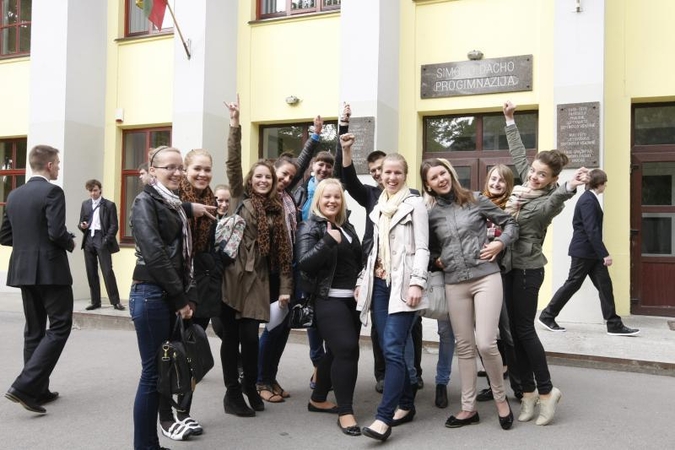 Klaipėdiečiams anglų kalbos egzamine lijo šimtukais