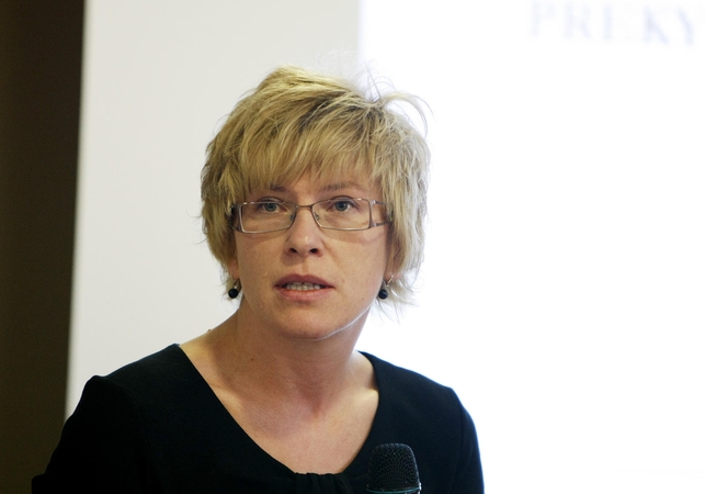 Finansų ministrė nesutiko kitų metų biudžeto reklamuoti per televiziją