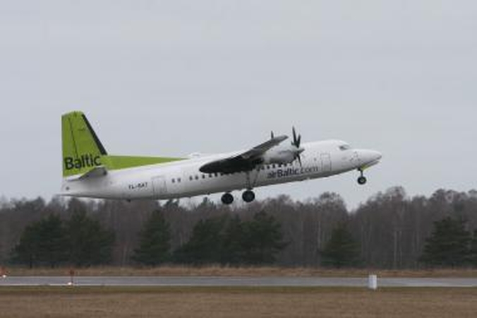 Palangos oro uoste – daugiau keleivių