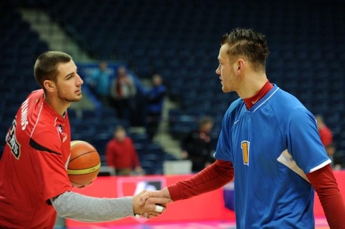 Geriausių NBA naujokų dešimtuke – ir J. Valančiūnas, ir D. Motiejūnas!