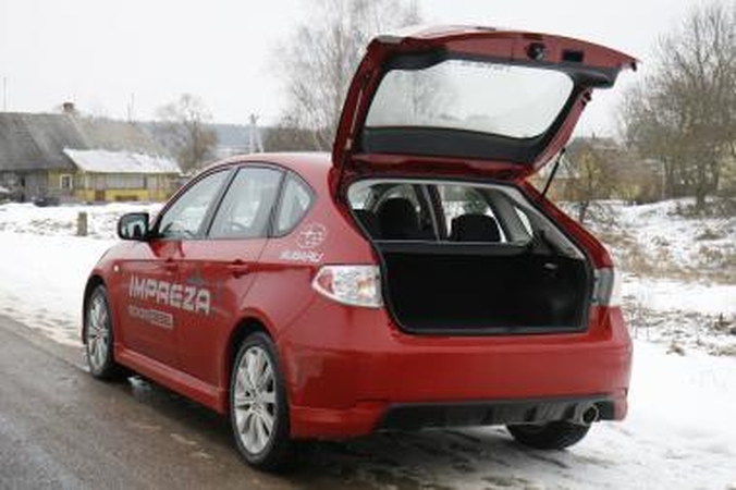 Atkeliavo dyzelinė „Impreza“