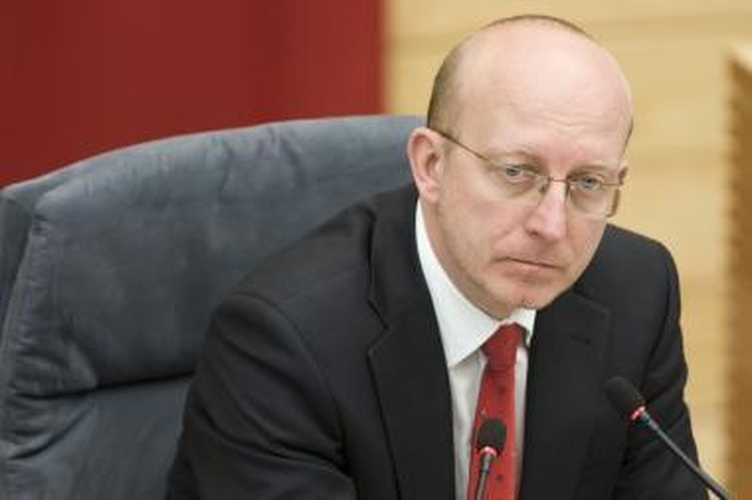 „Abipus sienos“ - A.Valinsko ir R.Michalskio bučiniai